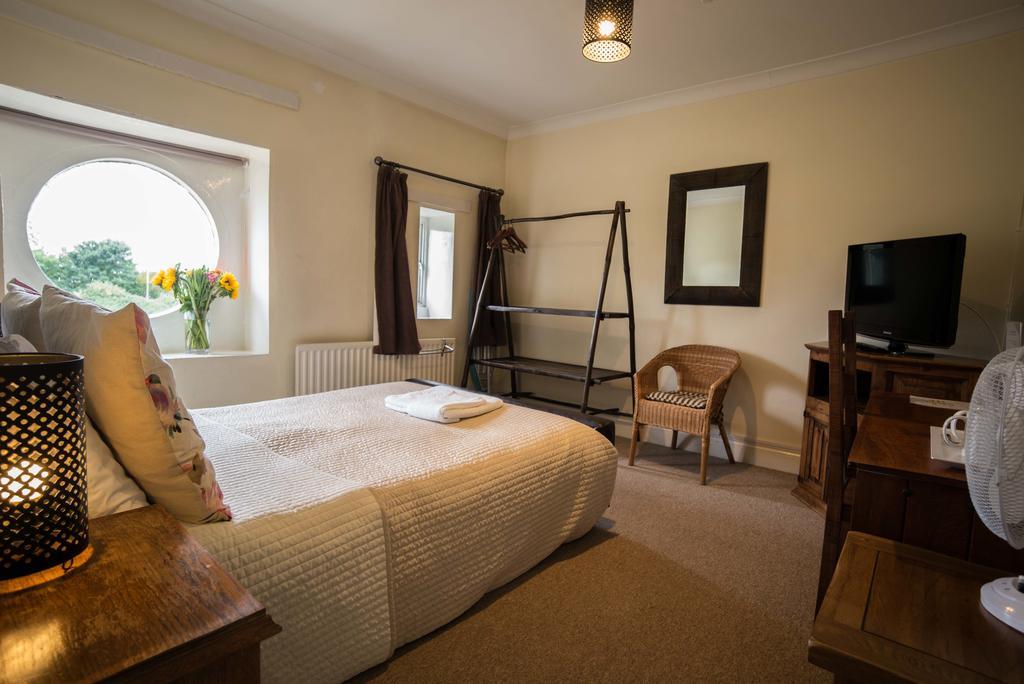 Bed and Breakfast The Coach House Винтербоуне Экстерьер фото